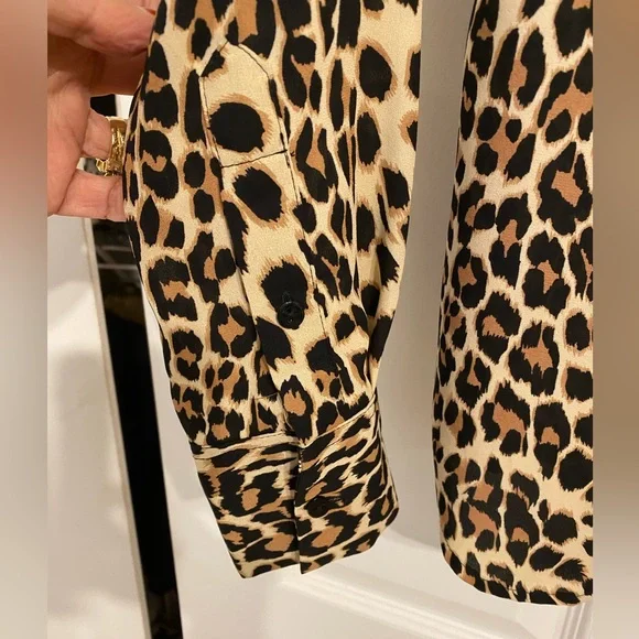 Animal print blouse - Picture 3 of 5